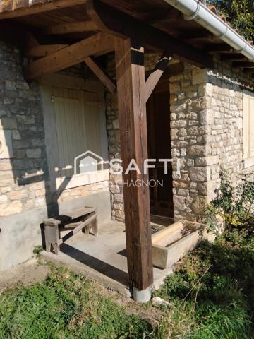 Maison avec du cachet, pas loin de Niort