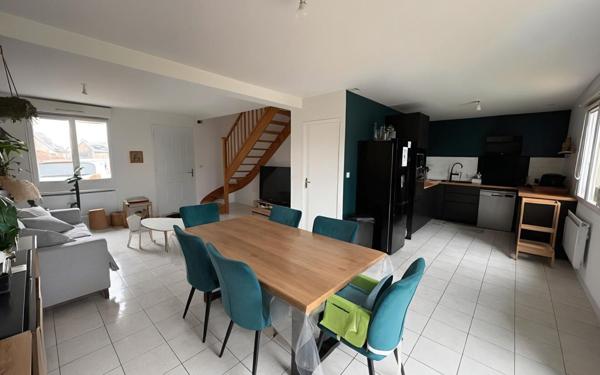 Maison à vendre    4 pièces •  Pommeret
