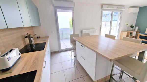 T3 meublé dans une residence de 2017 av terrasse de + de 15m2 + Box fermé en sous sol - Dispo le 25/09 !