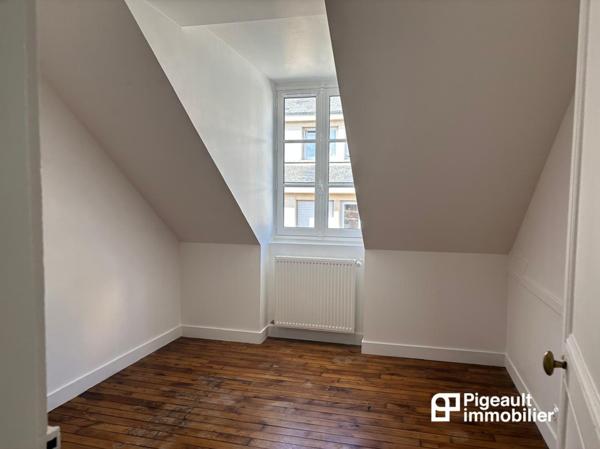 Location Appartement T 2 - Rennes - Centre Ville