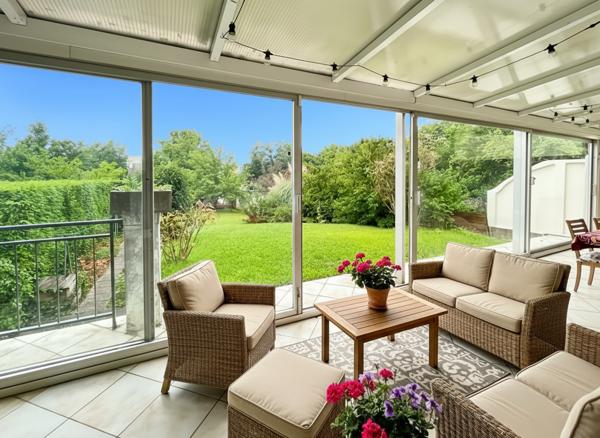 Maison -DPE C -Veranda-séjour 50m² - 5 chambres- parfait état- sous-sol total