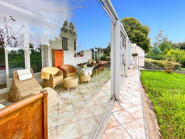 Maison -DPE C -Veranda-séjour 50m² - 5 chambres- parfait état- sous-sol total