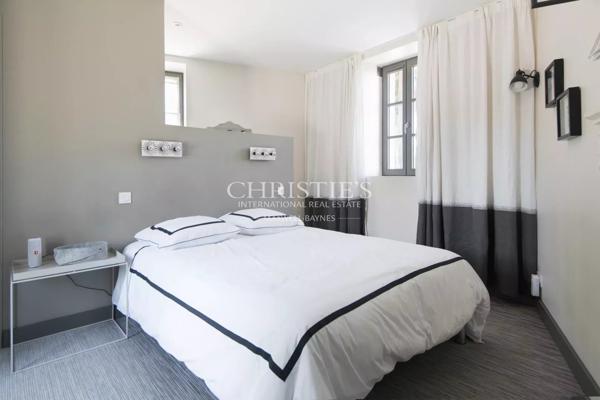 LE BOIS-PLAGE-EN-RE – Maison familiale 5 chambres et un studio – piscine et garage au cœur du village