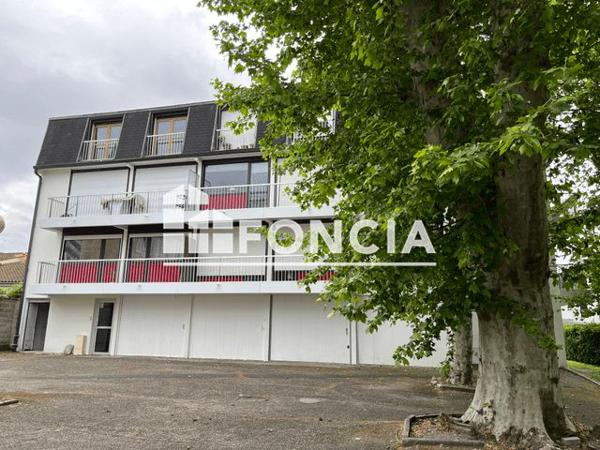 Location Appartement 2 pièces 27.38 m² - 82 RUE PEYDAVANT Talence 33400