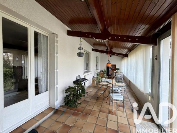 Maison à vendre 5 pièces 106 m² Saint-Aubin-le-Cloud
