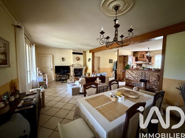 Maison à vendre 5 pièces 106 m² Saint-Aubin-le-Cloud