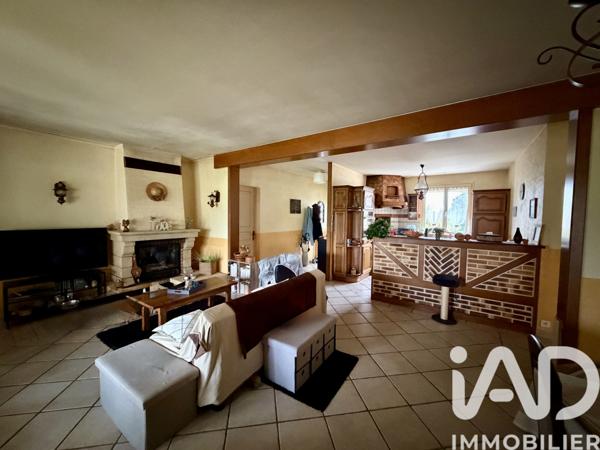 Maison à vendre 5 pièces 106 m² Saint-Aubin-le-Cloud