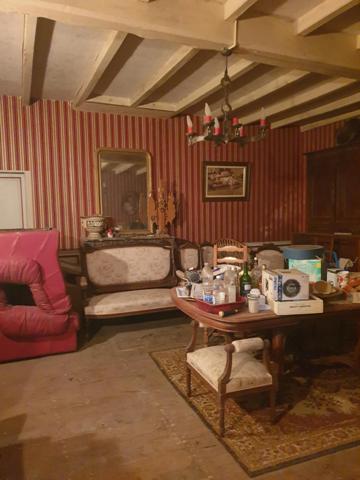 Maison de 400 m² habitables à vendre, proche Barbezieux (16), dépendances d’environ 1 000 m², terrain de 12 000 m² !!!