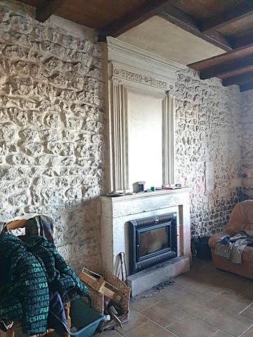 Maison de 400 m² habitables à vendre, proche Barbezieux (16), dépendances d’environ 1 000 m², terrain de 12 000 m² !!!