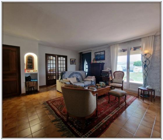 Maison plain-pied à vendre 6 pièces CUXAC D'AUDE (11)