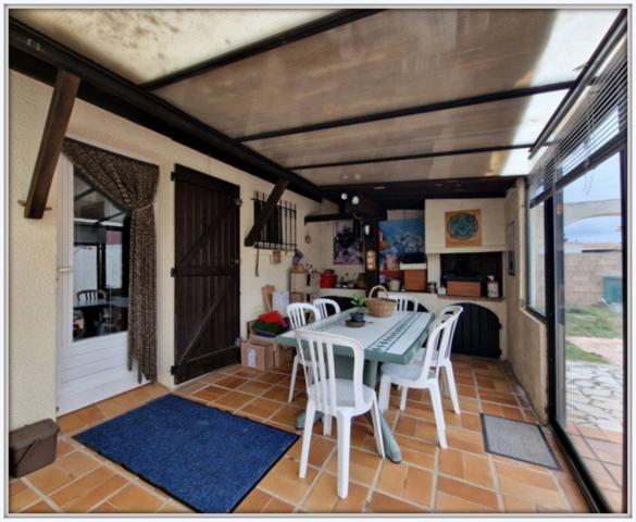 Maison plain-pied à vendre 6 pièces CUXAC D'AUDE (11)