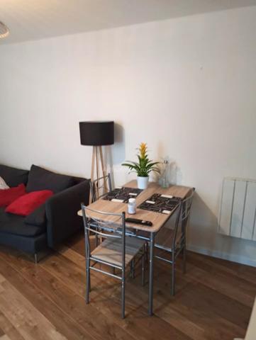 Location                                                      Appartement
                        
                     3 pièces                      43 m2                     à Belley
