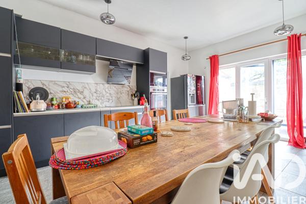 Maison à vendre 7 pièces 197 m² Pontoise