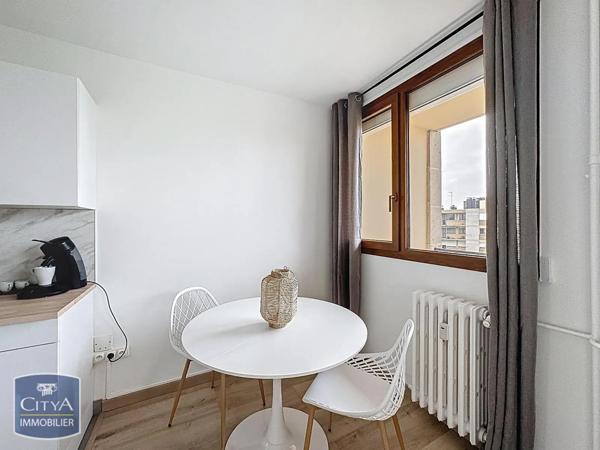 Appartement à louer 1 pièce 28.45m²
