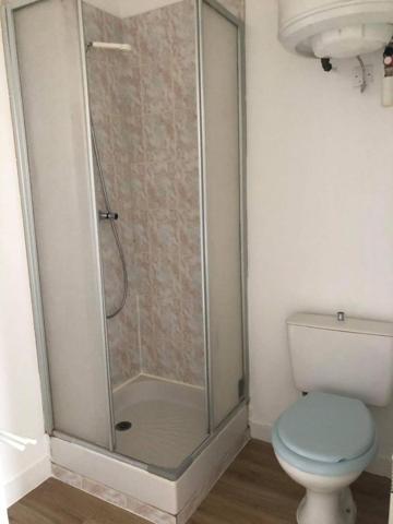 Appartement * 1 Pièces * 20 M² * 44100 Nantes * 380 * 20 * 400,  
Nantes 44100