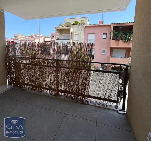 Appartement à louer 2 pièces 42.77m² Cogolin (83310)