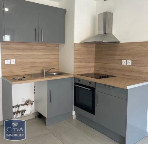 Appartement à louer 2 pièces 42.77m² Cogolin (83310)