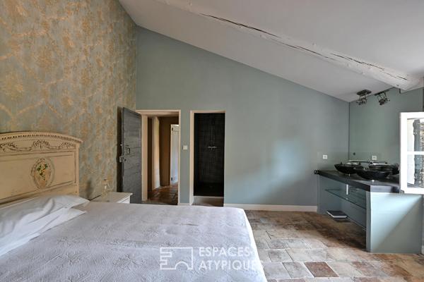 Elégante propriété de village avec jardin et bassin, proche d’Uzès