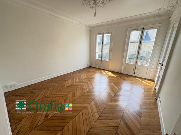 Appartement · Location Paris (75008) 5 pièces · 238m²