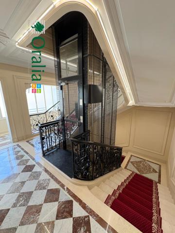 Appartement · Location Paris (75008) 5 pièces · 238m²