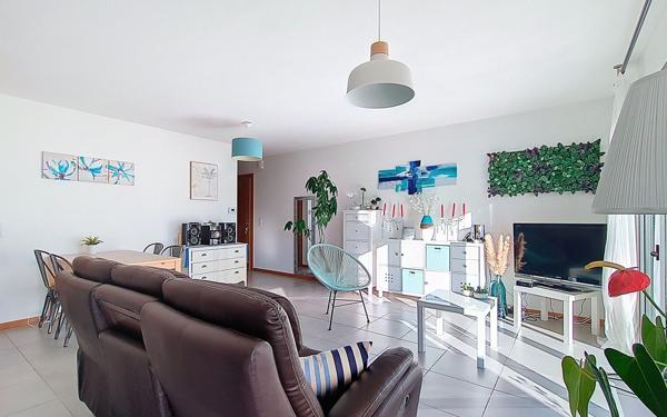 Appartement à vendre    3 pièces • 64 m2 Lons