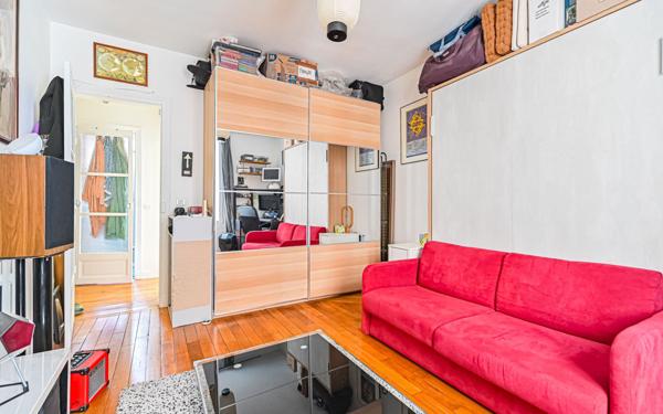 Appartement à vendre    2 pièces • 30 m2 Paris 20