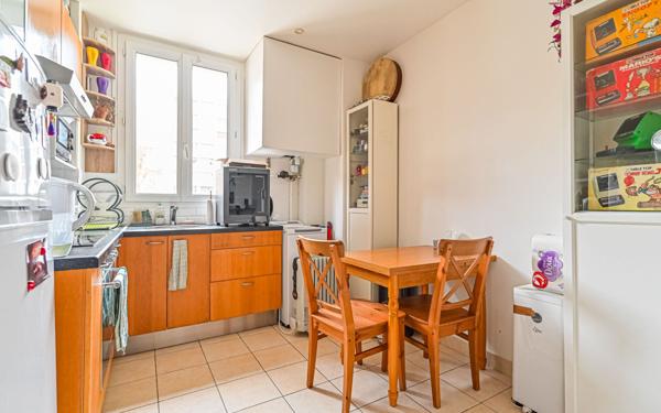 Appartement à vendre    2 pièces • 30 m2 Paris 20