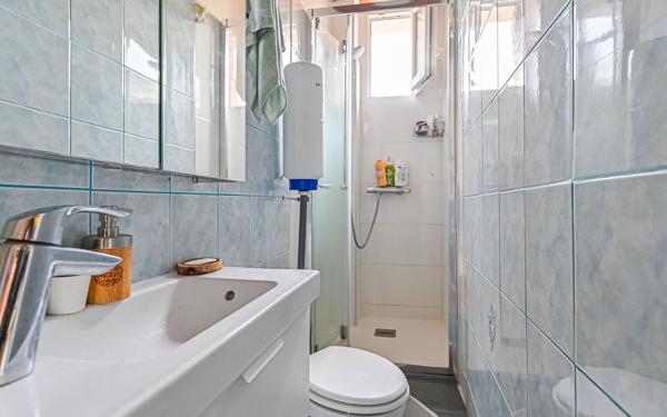 Appartement à vendre    2 pièces • 30 m2 Paris 20