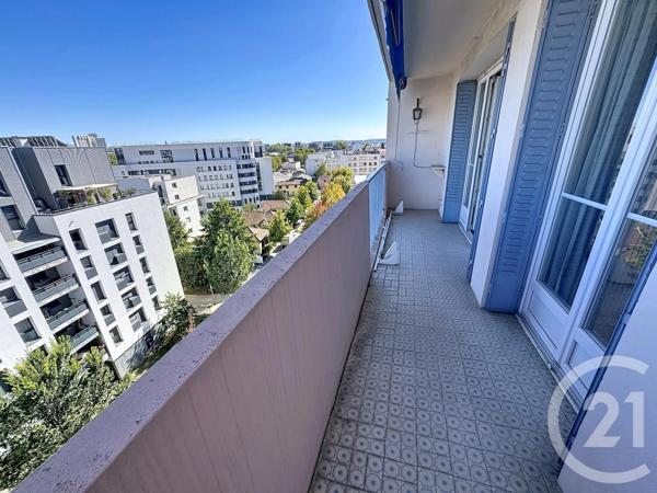 Appartement F3 à vendre  3 pièces - 57,77 m 2   LYON  - 69007