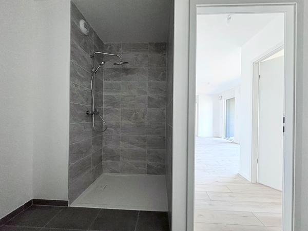 T3 avec sa terrasse de 10m² + 2 parkings/box en souterrain