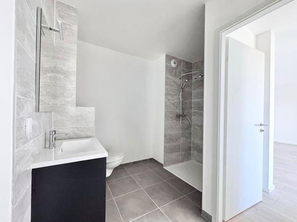 T3 avec sa terrasse de 10m² + 2 parkings/box en souterrain