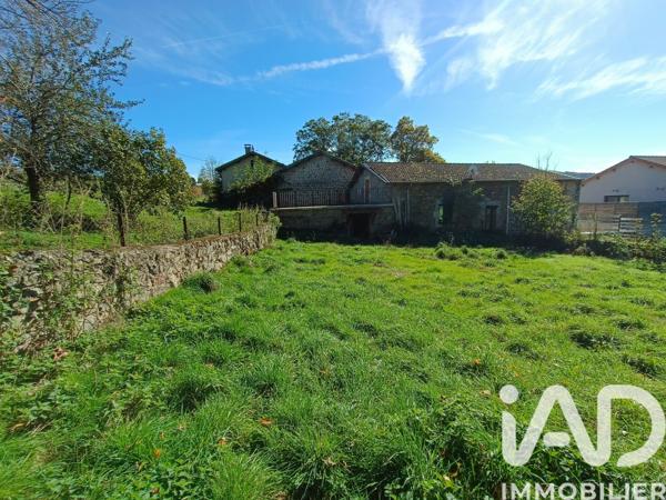 Maison à vendre 4 pièces 212 m² Grazac