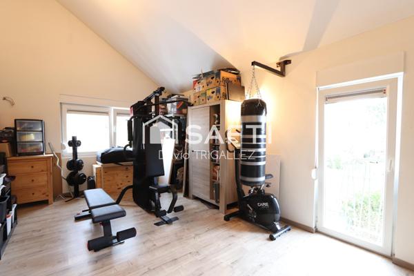 Maison de 145 m² avec garage et terrain