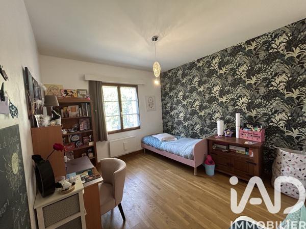 Maison à vendre 6 pièces 152 m² Saint-Amand-Montrond