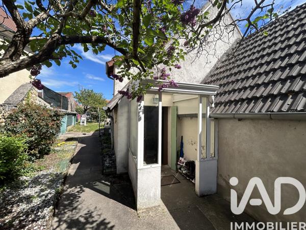 Maison à vendre 6 pièces 152 m² Saint-Amand-Montrond