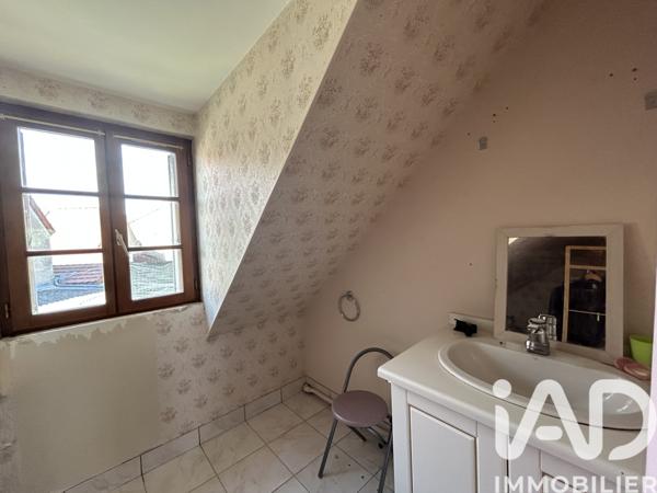 Maison à vendre 6 pièces 152 m² Saint-Amand-Montrond