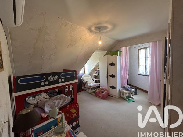 Maison à vendre 6 pièces 152 m² Saint-Amand-Montrond