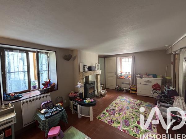 Maison à vendre 6 pièces 152 m² Saint-Amand-Montrond