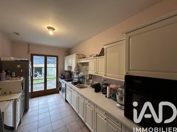 Maison à vendre 6 pièces 152 m² Saint-Amand-Montrond