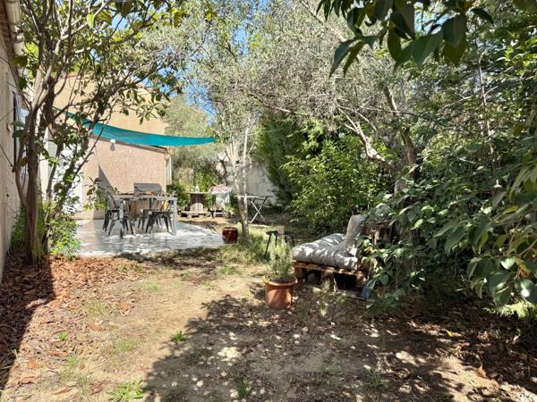 " La Naturelle " villa 4 chambres et buanderie avec jardin cocooning sans vis à vis.