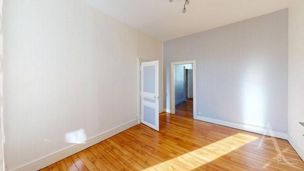 Maison Bourgeoise Chateauroux Rue de La République!