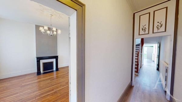 Maison Bourgeoise Chateauroux Rue de La République!