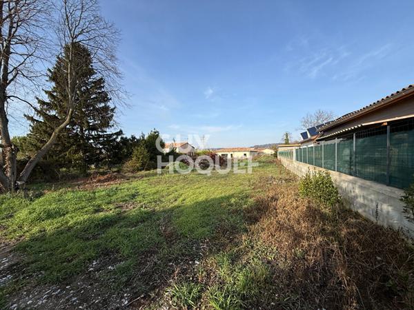 A VENDRE - Parcelle de terrain à bâtir sur CREST (26400)