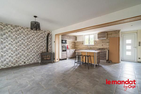 Maison à vendre    5 pièces • 119 m2 Laon