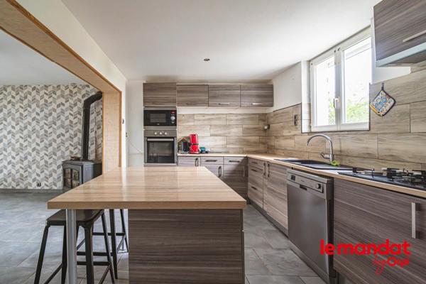 Maison à vendre    5 pièces • 119 m2 Laon