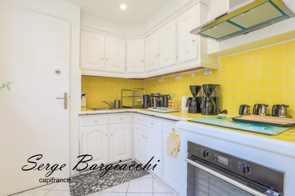 A Douai centre , Immeuble de rapport meublé tout confort, 6 chambres ; 200m²