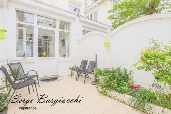 A Douai centre , Immeuble de rapport meublé tout confort, 6 chambres ; 200m²