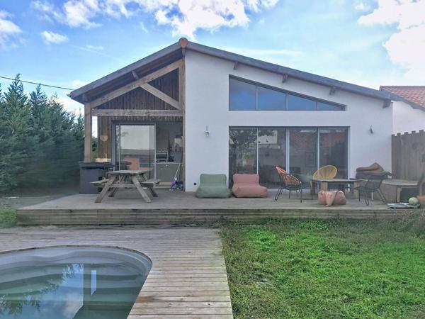 RENOVATION DE QUALITE POUR CETTE MAISON FAMILIALE DE 102 M2 IDEALEMENT PLACEE
