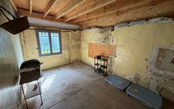 Maison à vendre    3 pièces • 104 m2 Auch