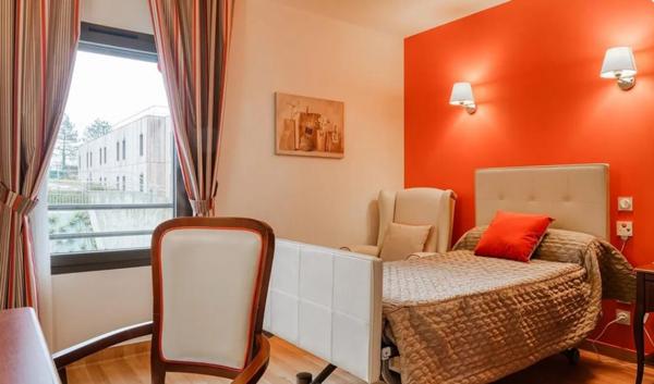 INVESTISSEMENT LOCATIF  FARGUES ST HILAIRE - Résidence du Clos Lafitte - 7.30%  de rentabilité.